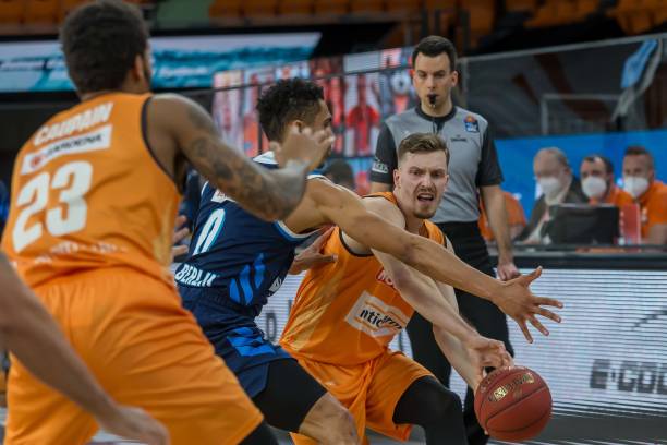 今年萨巴伦 今年萨巴伦